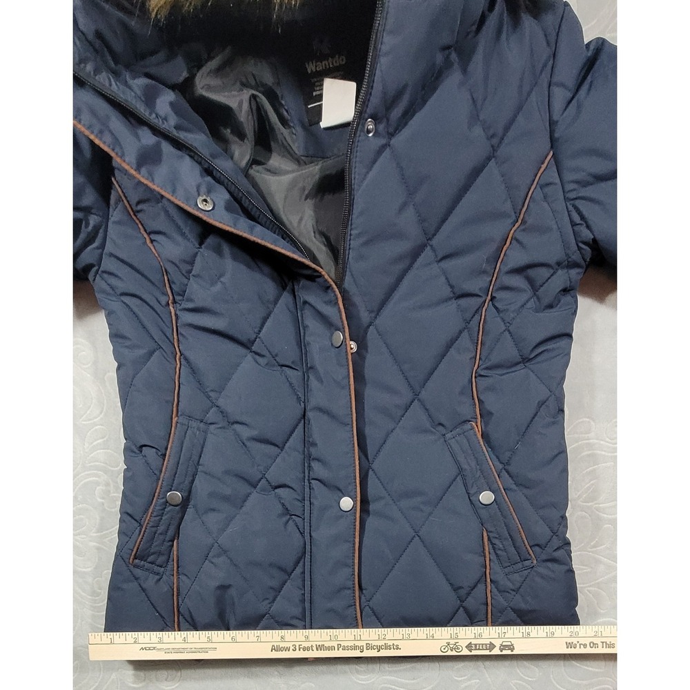 Wantdo Women's Warm Winter Coat Quilted Jacket Insulated Jacket with Fur Hood - Picture 9 of 9